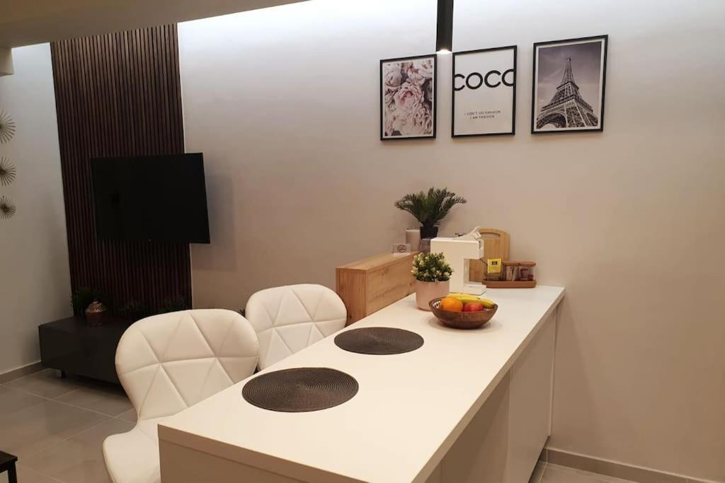 Pleasantstay City Appartement Θεσσαλονίκη Εξωτερικό φωτογραφία